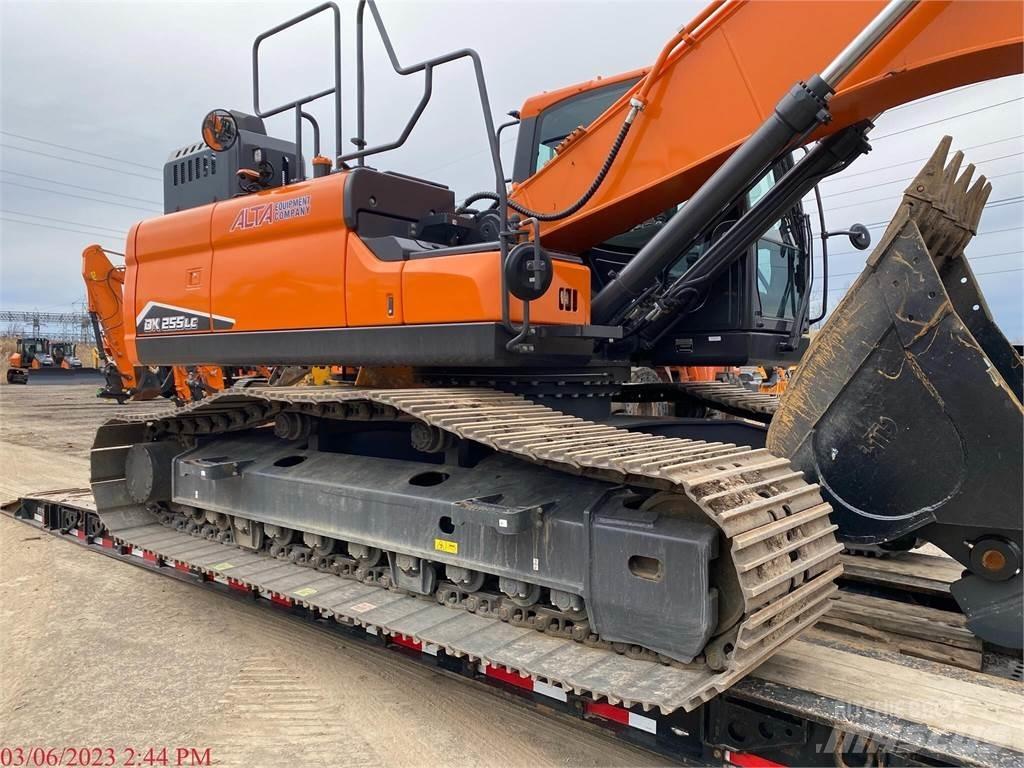 Develon DX255 LC-7 Roomikekskavaatorid