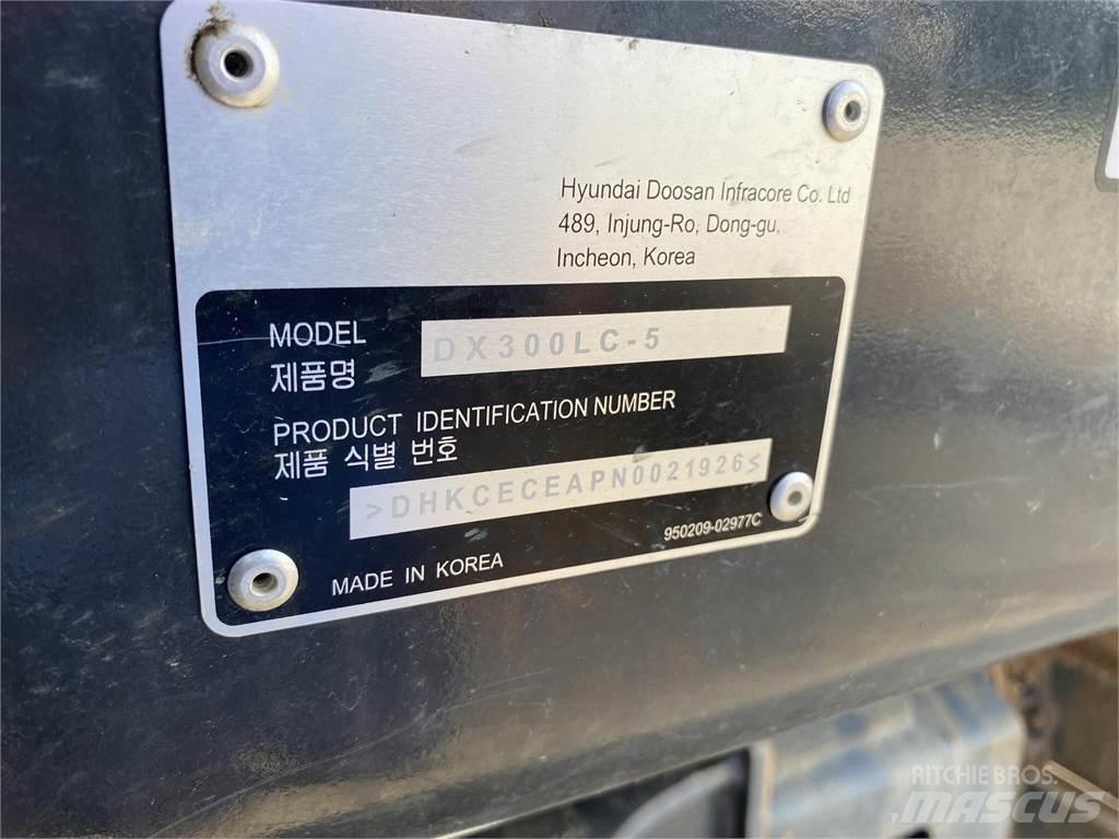 Develon DX300 LC-5 Roomikekskavaatorid