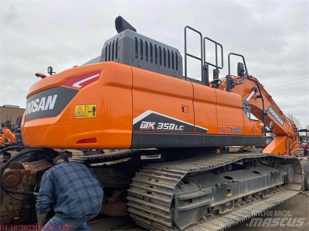 Develon DX350 LC-7 Roomikekskavaatorid