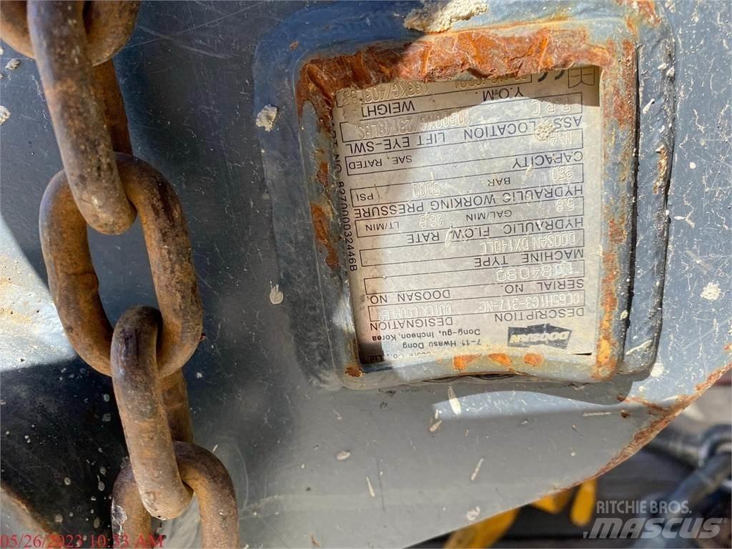 Doosan DX140 LCR-5 Roomikekskavaatorid