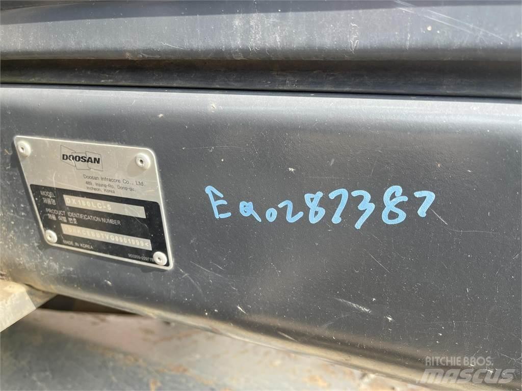 Doosan DX180 LC-5 Roomikekskavaatorid