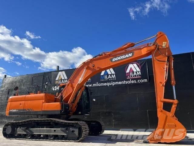 Doosan DX225 LC Roomikekskavaatorid