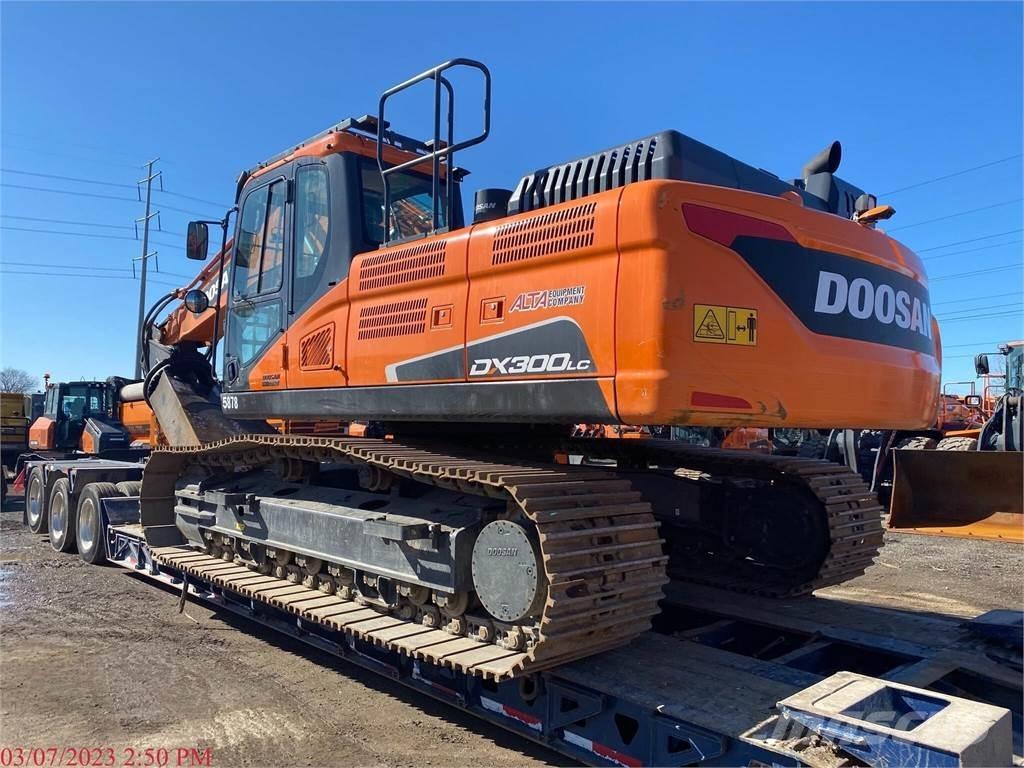 Doosan DX300 LC-5 Materjalikäitlusmasinad
