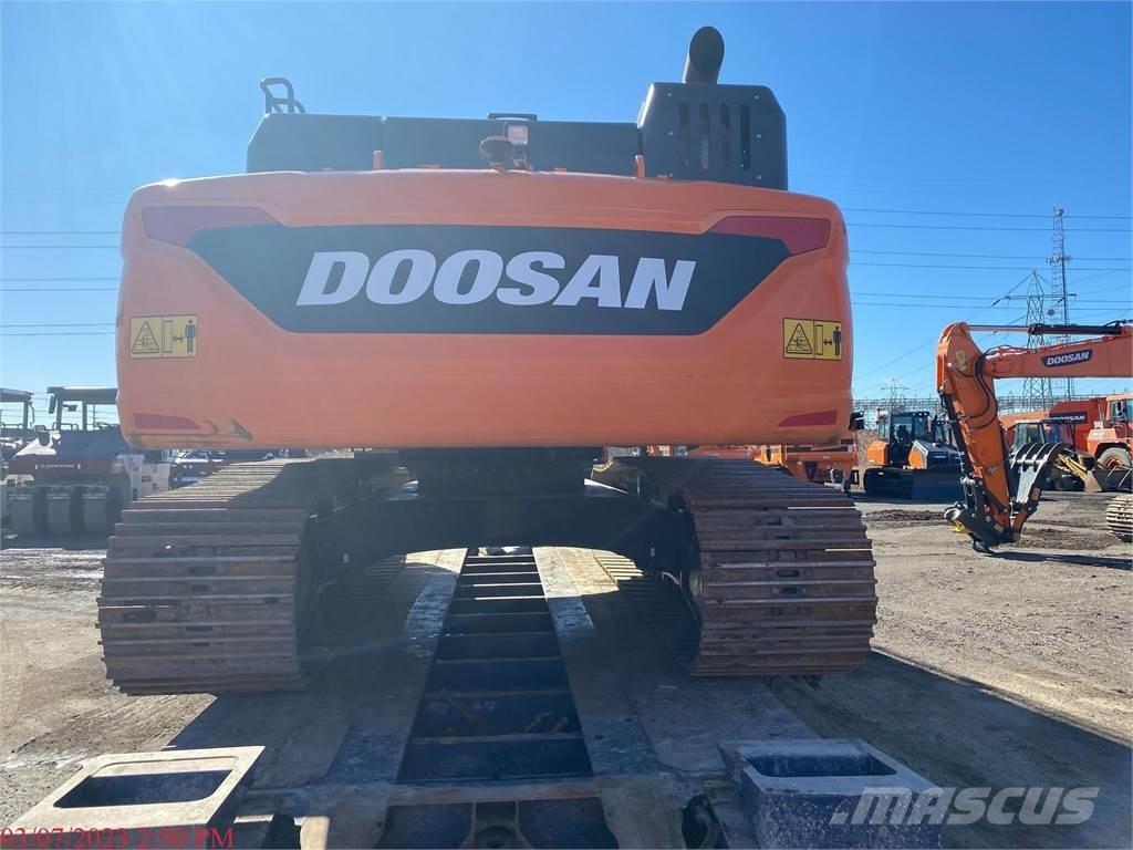 Doosan DX300 LC-5 Materjalikäitlusmasinad