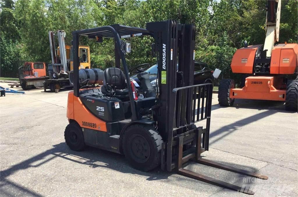 Doosan G25P-5 Kahveltõstukid - muud