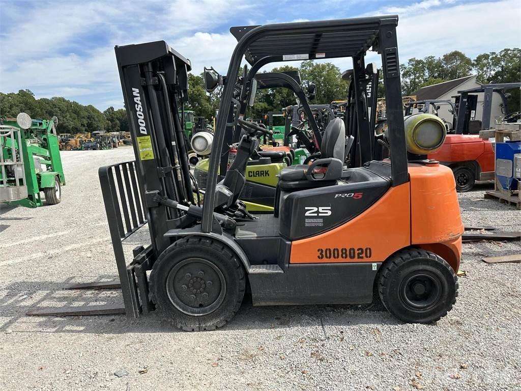 Doosan G25P-5 Kahveltõstukid - muud