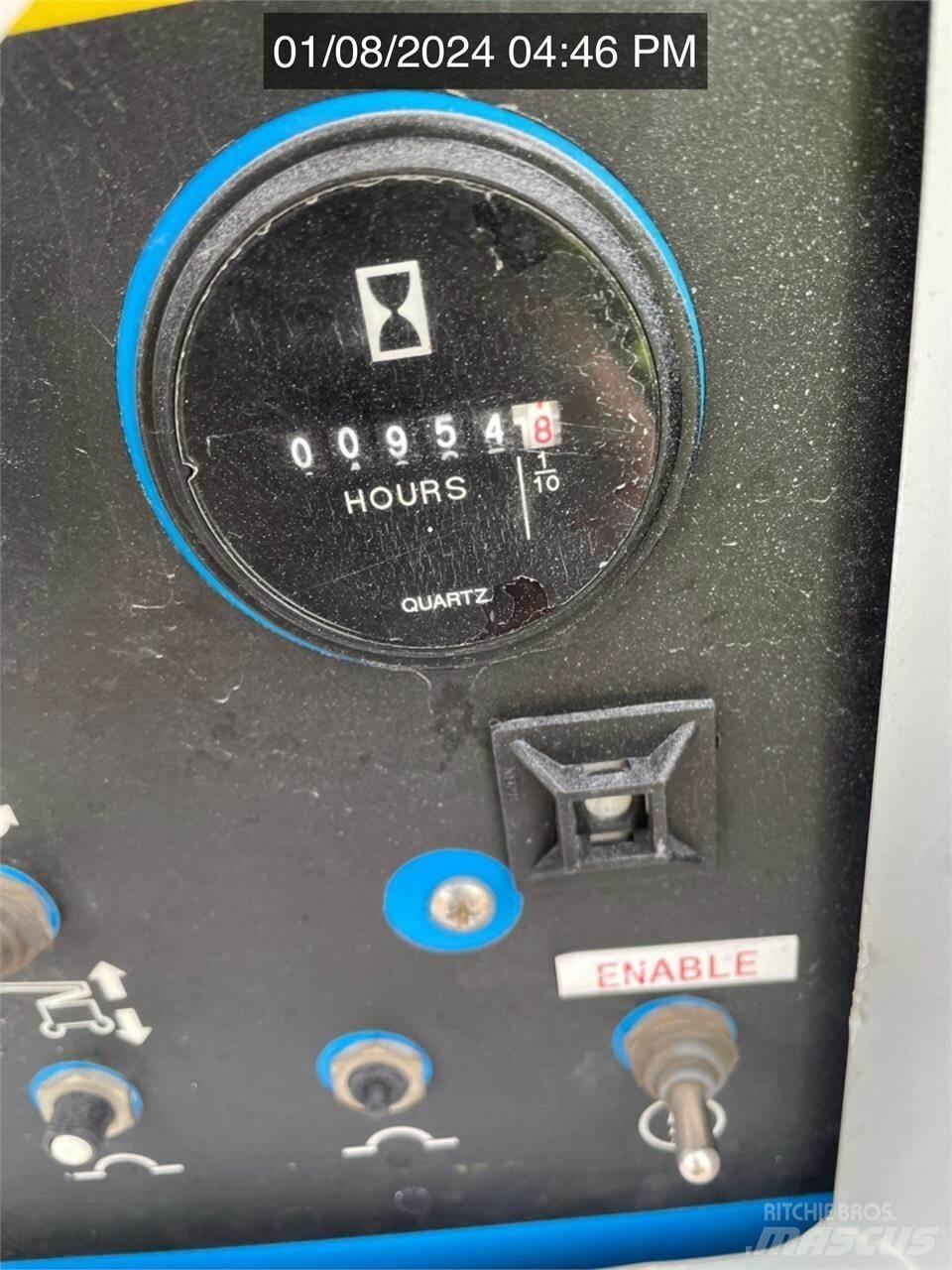 Genie Z40/23N RJ Iseliikuvad poomtõstukid