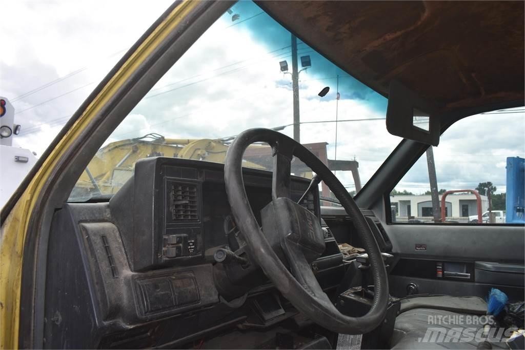 GMC TOPKICK C6500 Kallurid