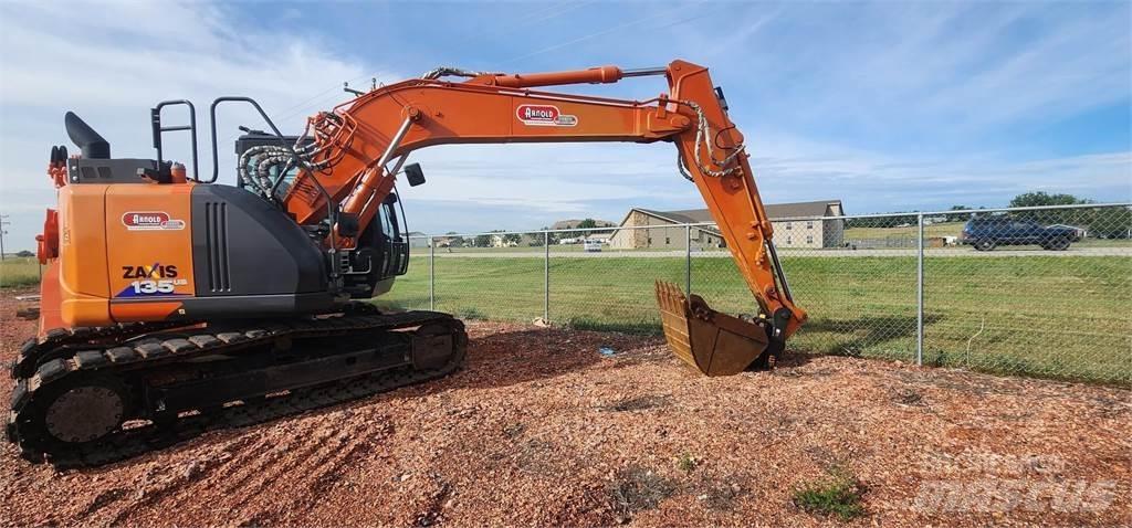 Hitachi ZX135US-6 Roomikekskavaatorid