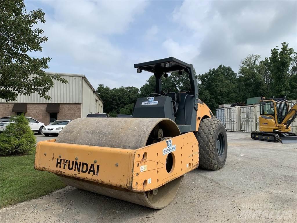 Hyundai HR120C-9 Tandemrullid