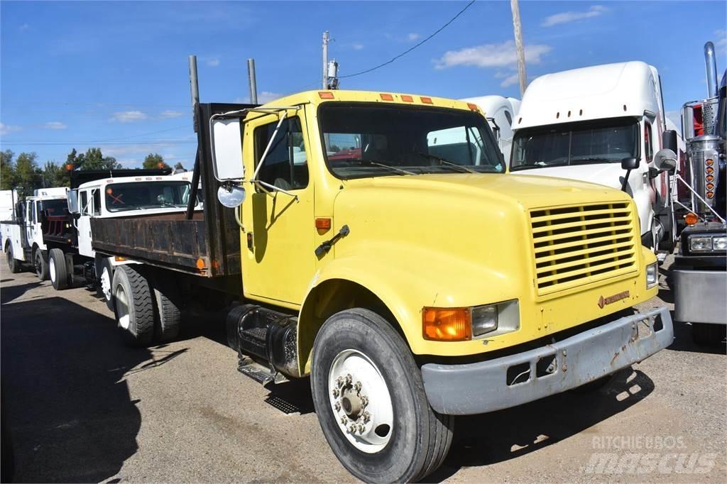 International 4900 Kallurid