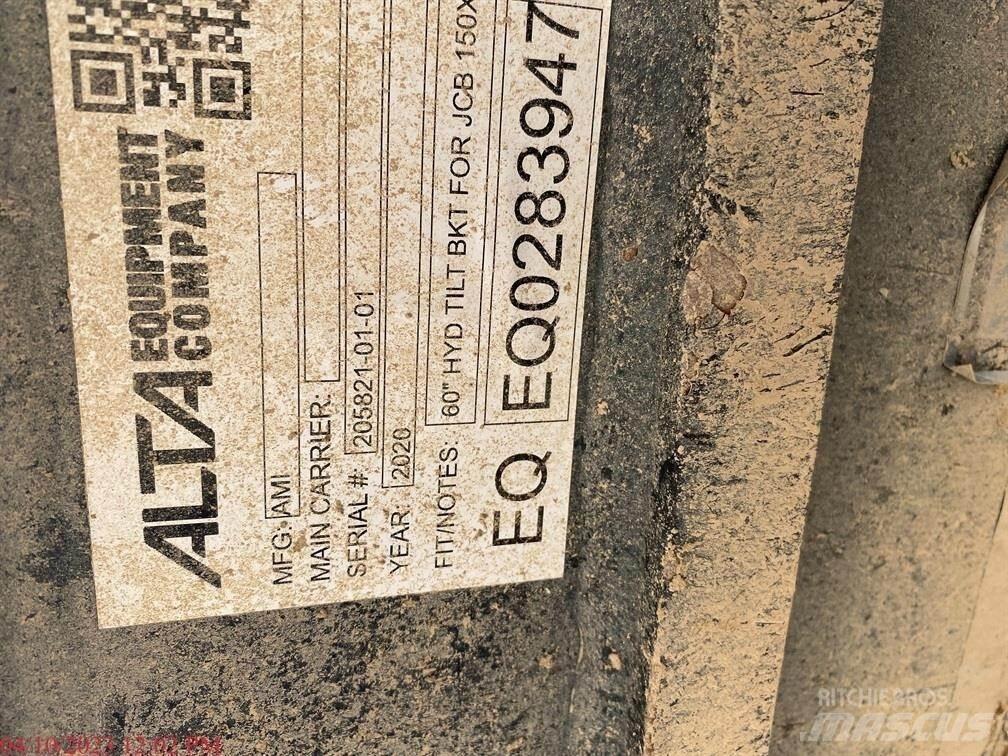 JCB 131X LC Roomikekskavaatorid