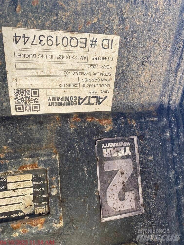 JCB 220X Roomikekskavaatorid