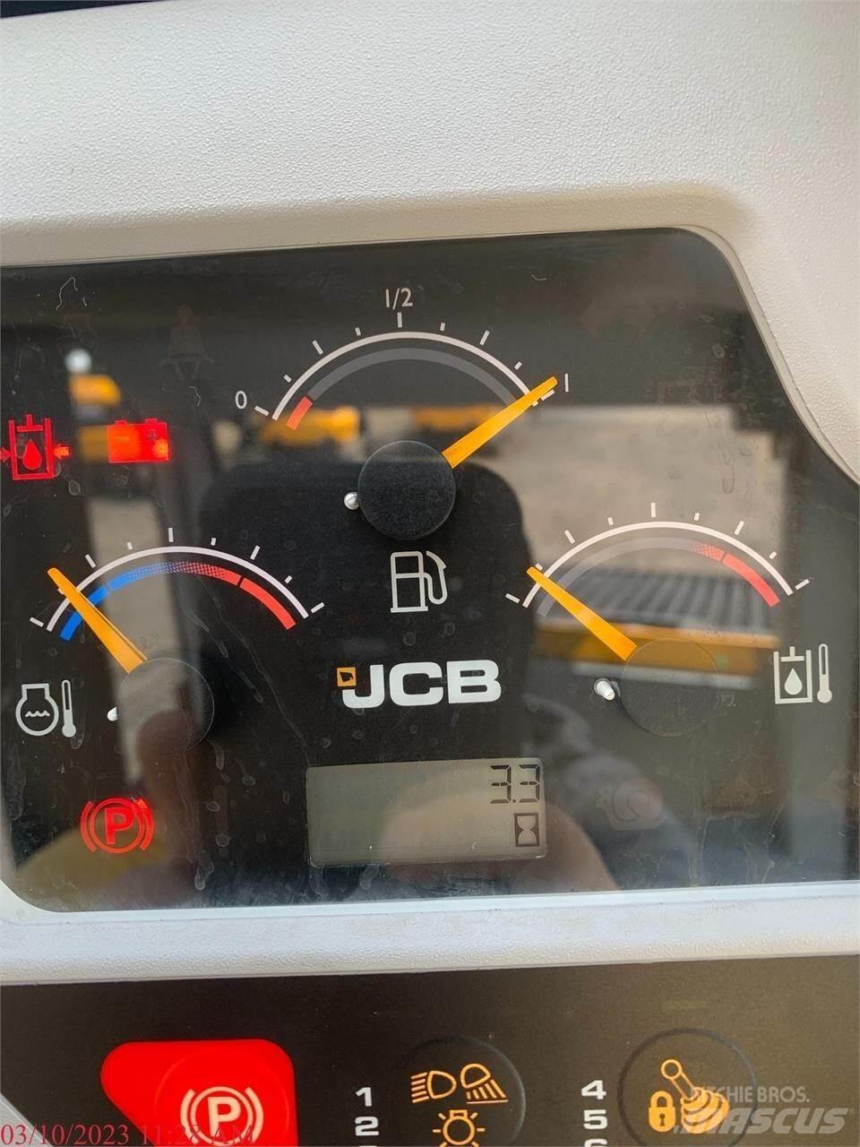 JCB 3TS-8T Kompaktlaadurid