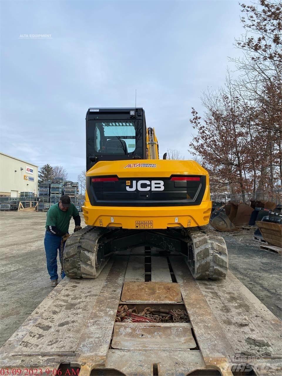 JCB 86C-2 Roomikekskavaatorid