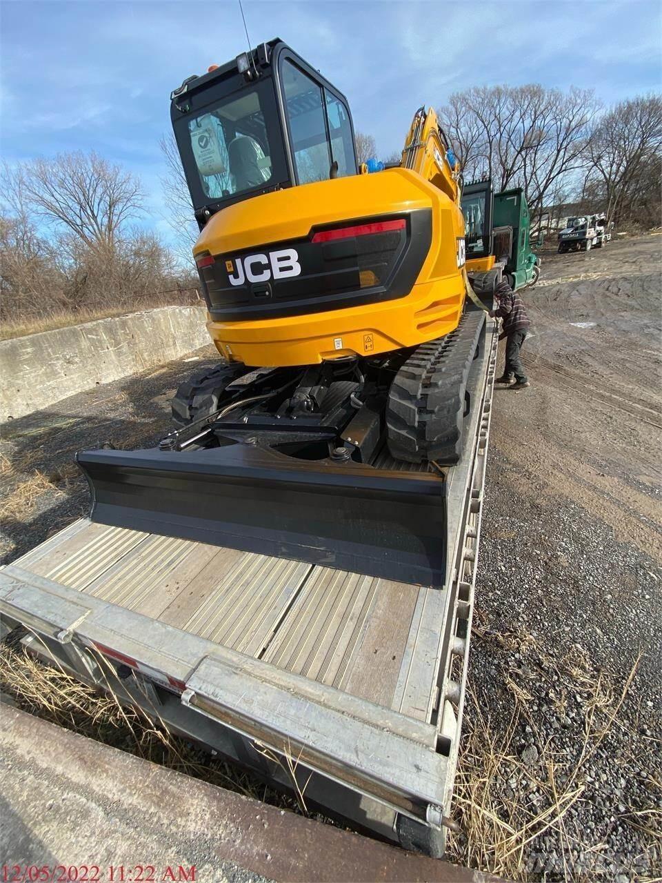 JCB 86C-2 Roomikekskavaatorid