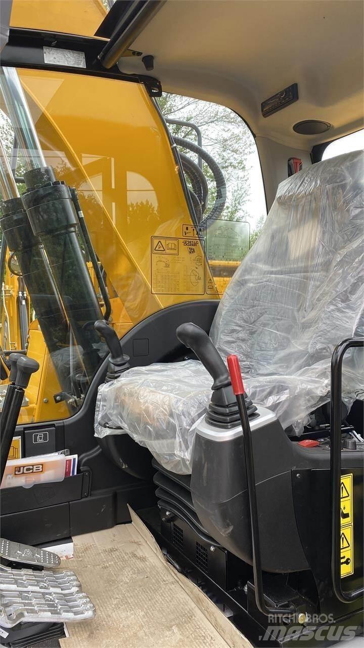 JCB JZ141 LC Roomikekskavaatorid