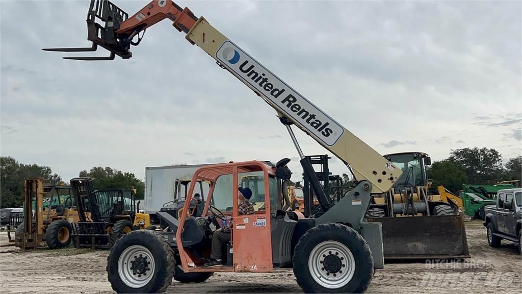 JLG G6-42A Teleskooplaadurid