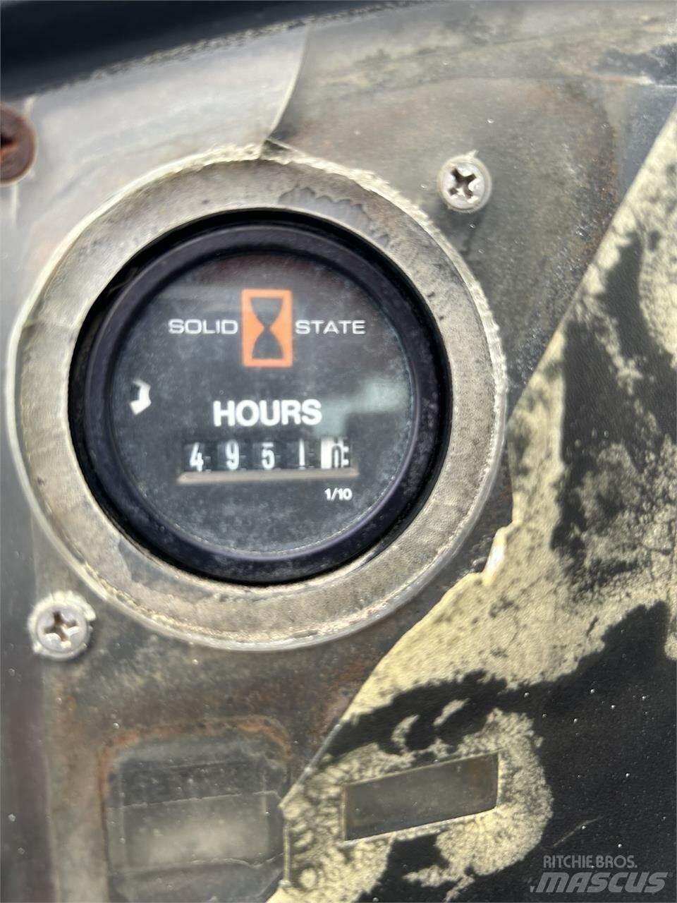 JLG G6-42A Teleskooplaadurid