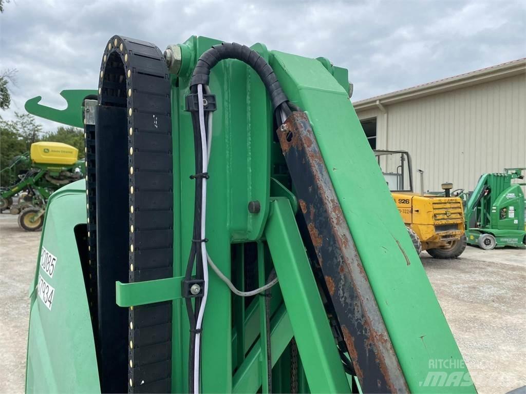 JLG TOUCAN 26E Vertikaalsed mast tõstukid