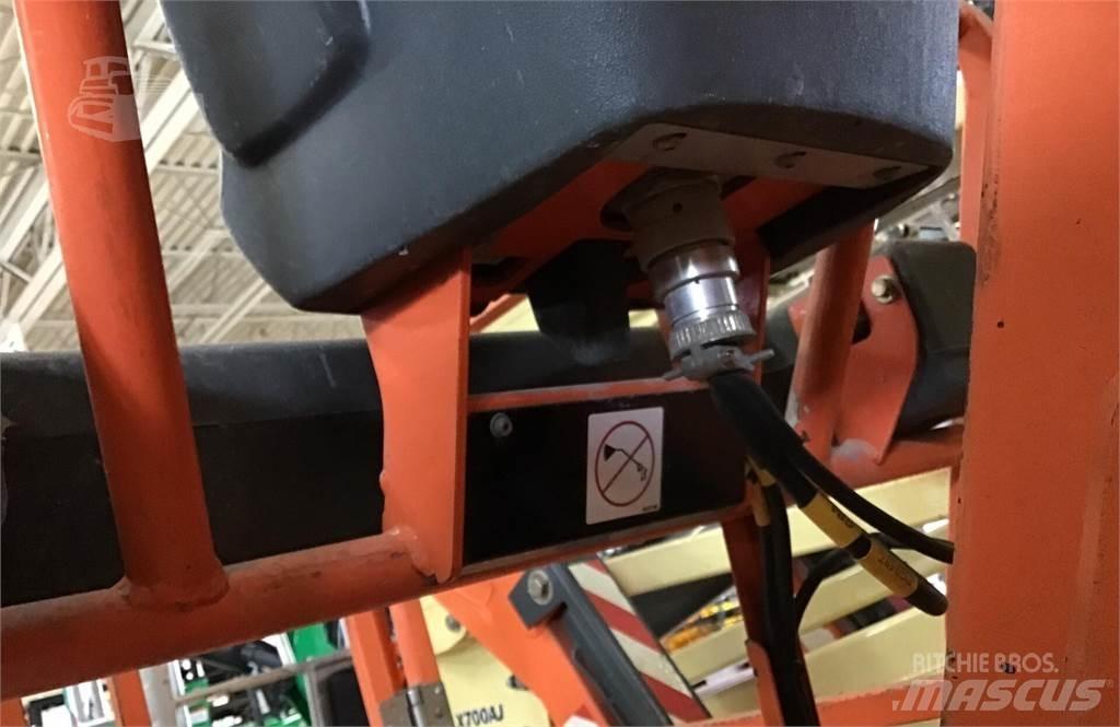 JLG TOUCAN 26E Vertikaalsed mast tõstukid