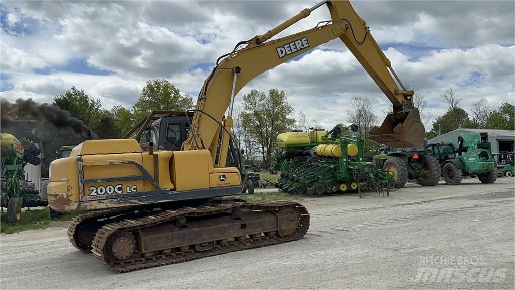 John Deere 200C LC Roomikekskavaatorid