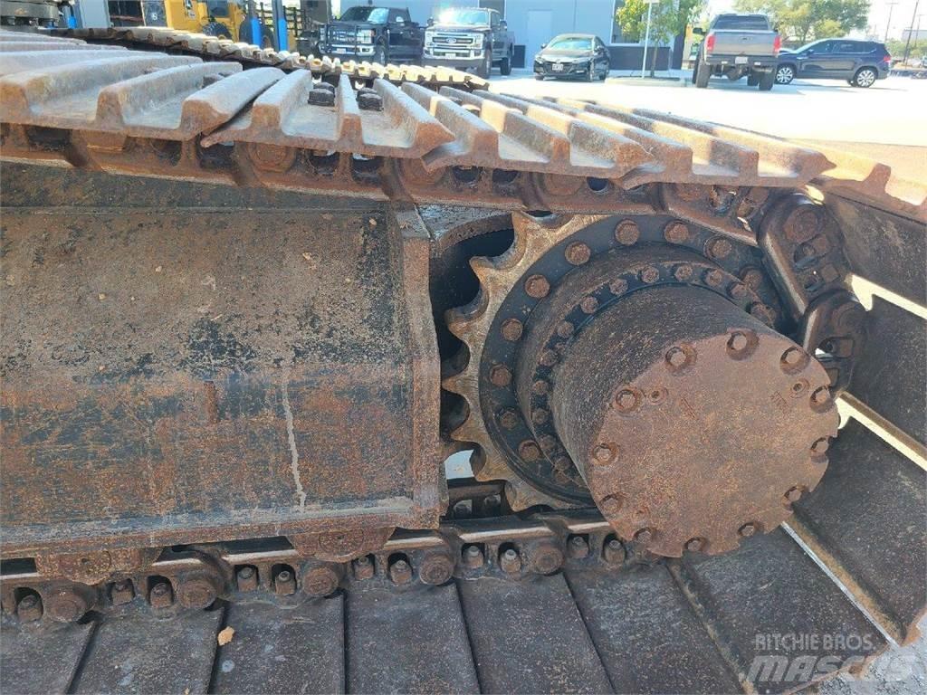 John Deere 210G LC Roomikekskavaatorid