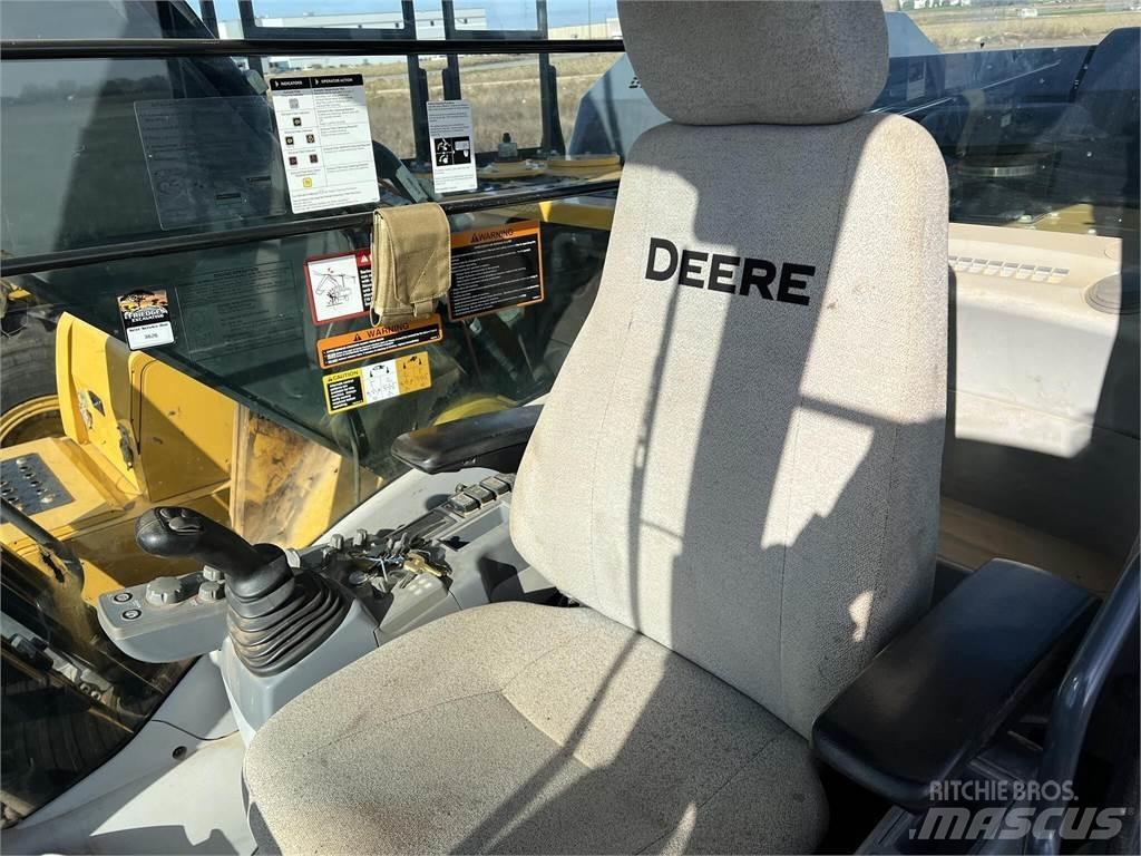 John Deere 210G LC Roomikekskavaatorid