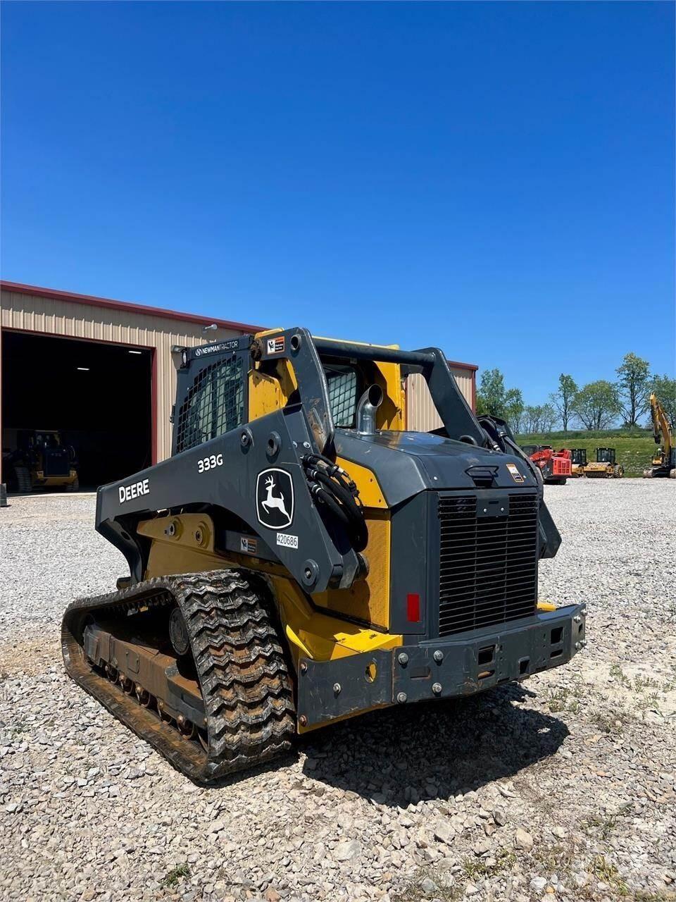 John Deere 333G Kompaktlaadurid