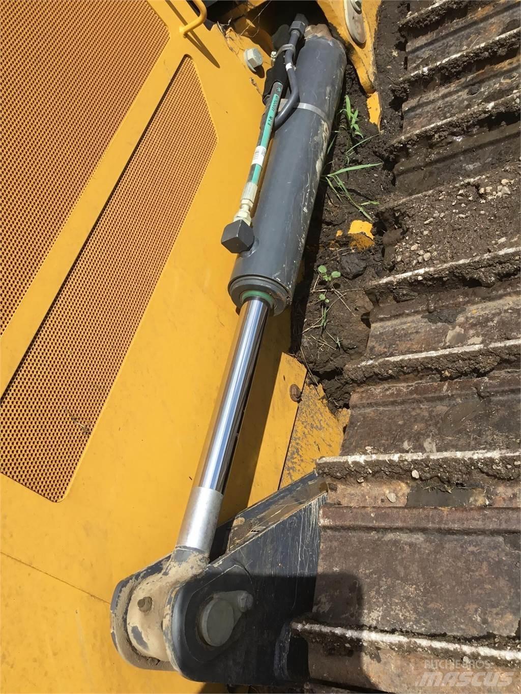 John Deere 450K Buldooserid