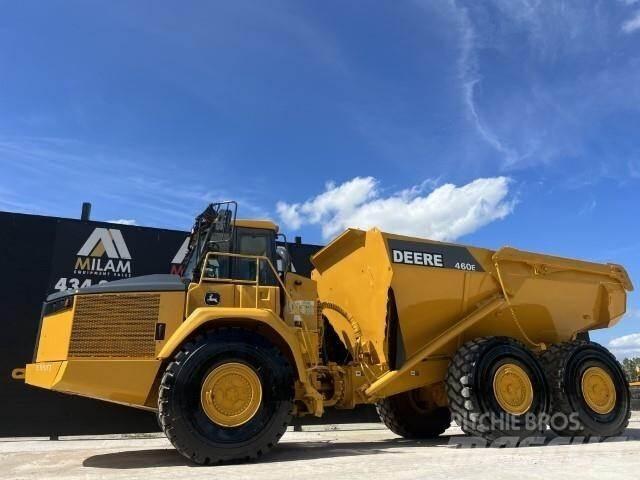 John Deere 460E Liigendraamiga pinnaseveokid