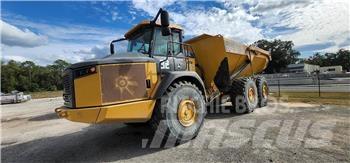 John Deere 460E Veepaagiga autod