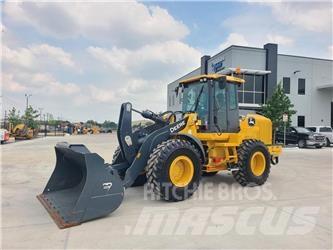 John Deere 544P Rataslaadurid