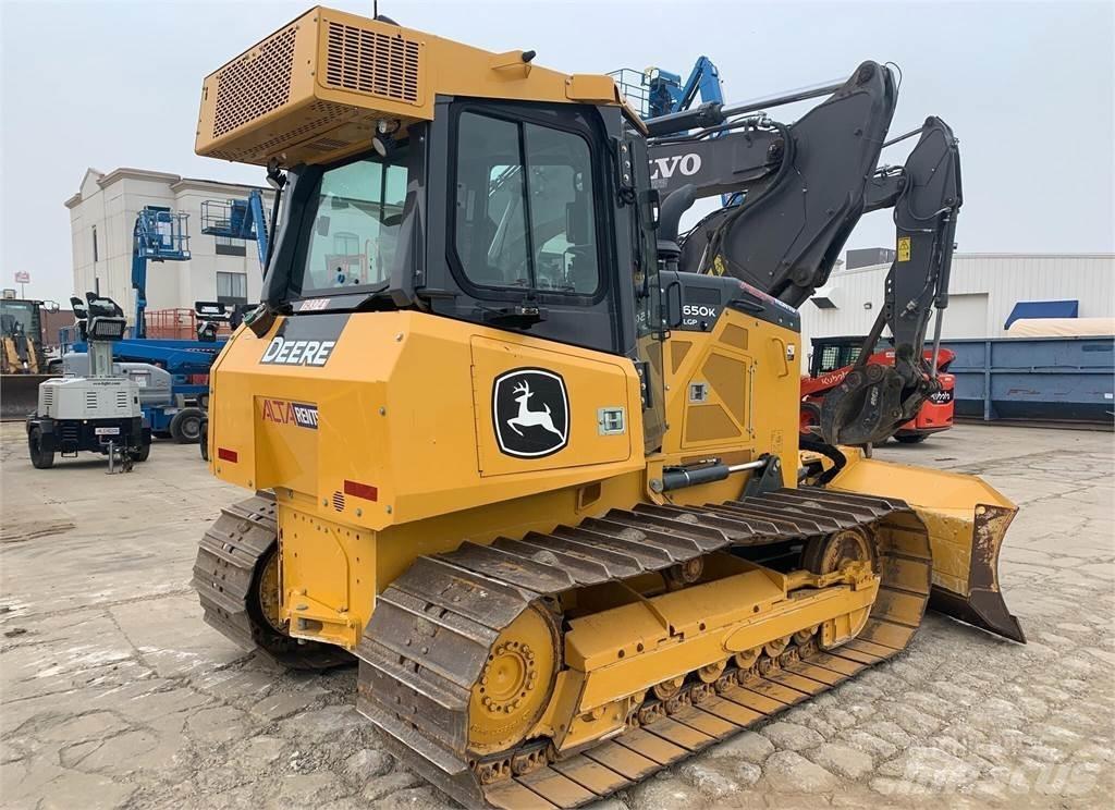 John Deere 650K Buldooserid
