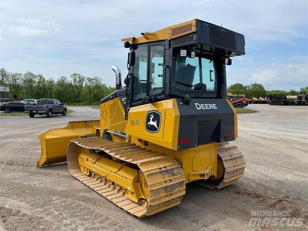 John Deere 650P LGP Buldooserid