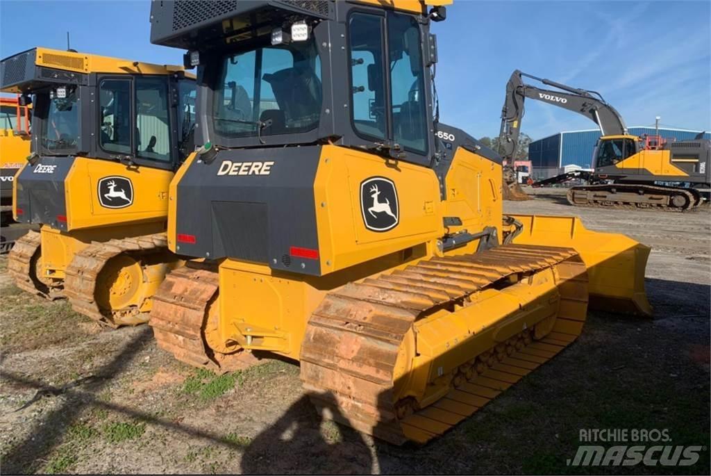 John Deere 650P LGP Buldooserid