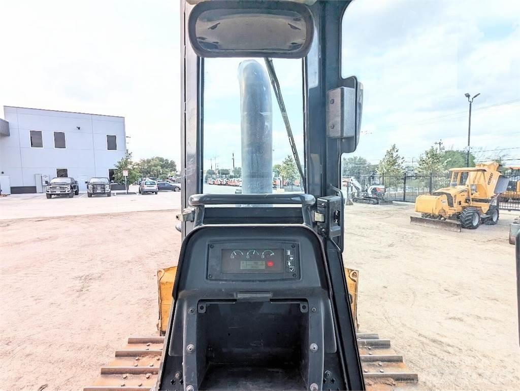 John Deere 700K Buldooserid
