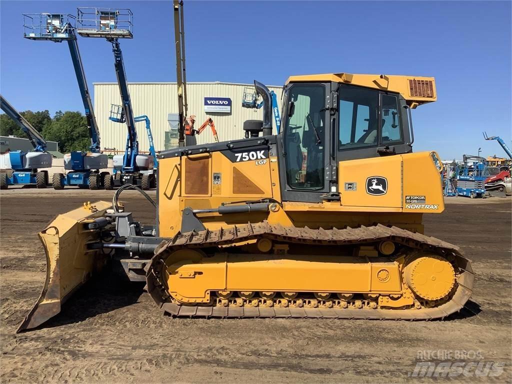 John Deere 750K LGP Buldooserid