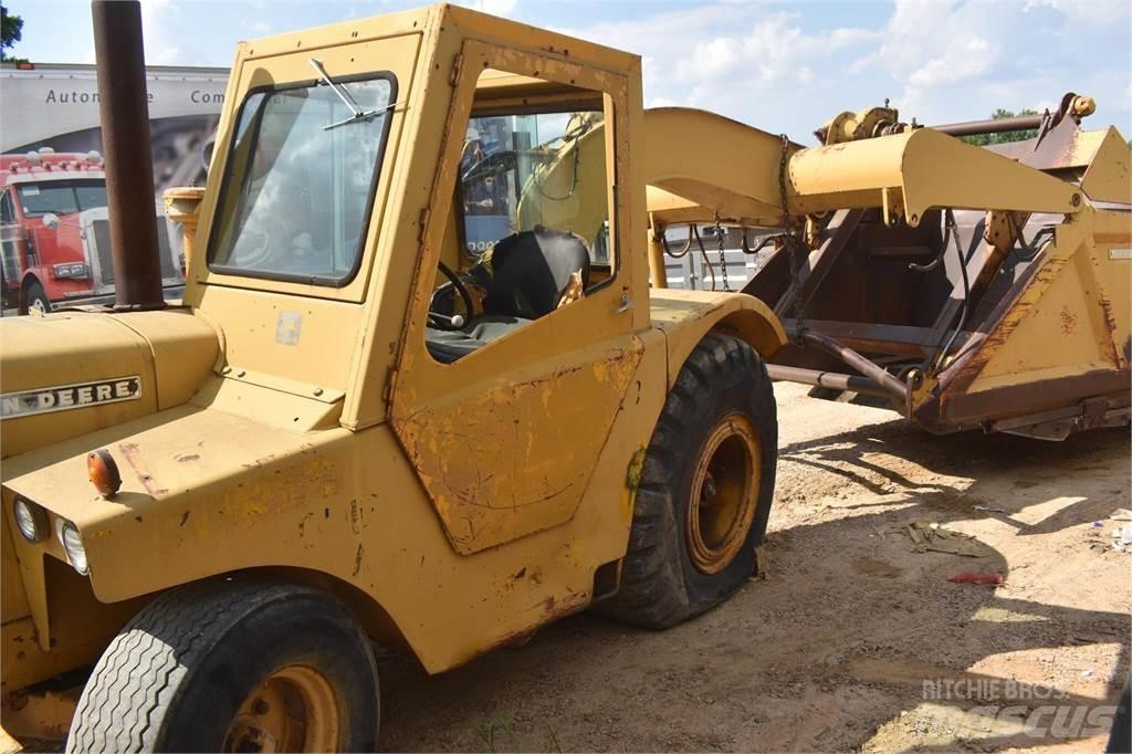John Deere 760A Kaabitsad