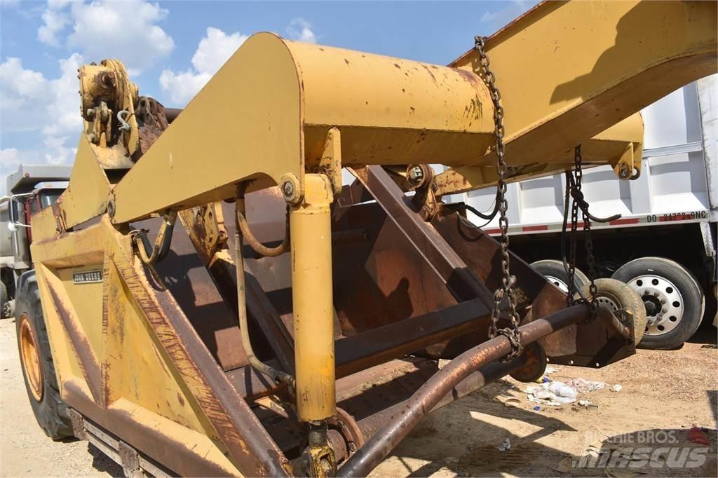 John Deere 760A Kaabitsad
