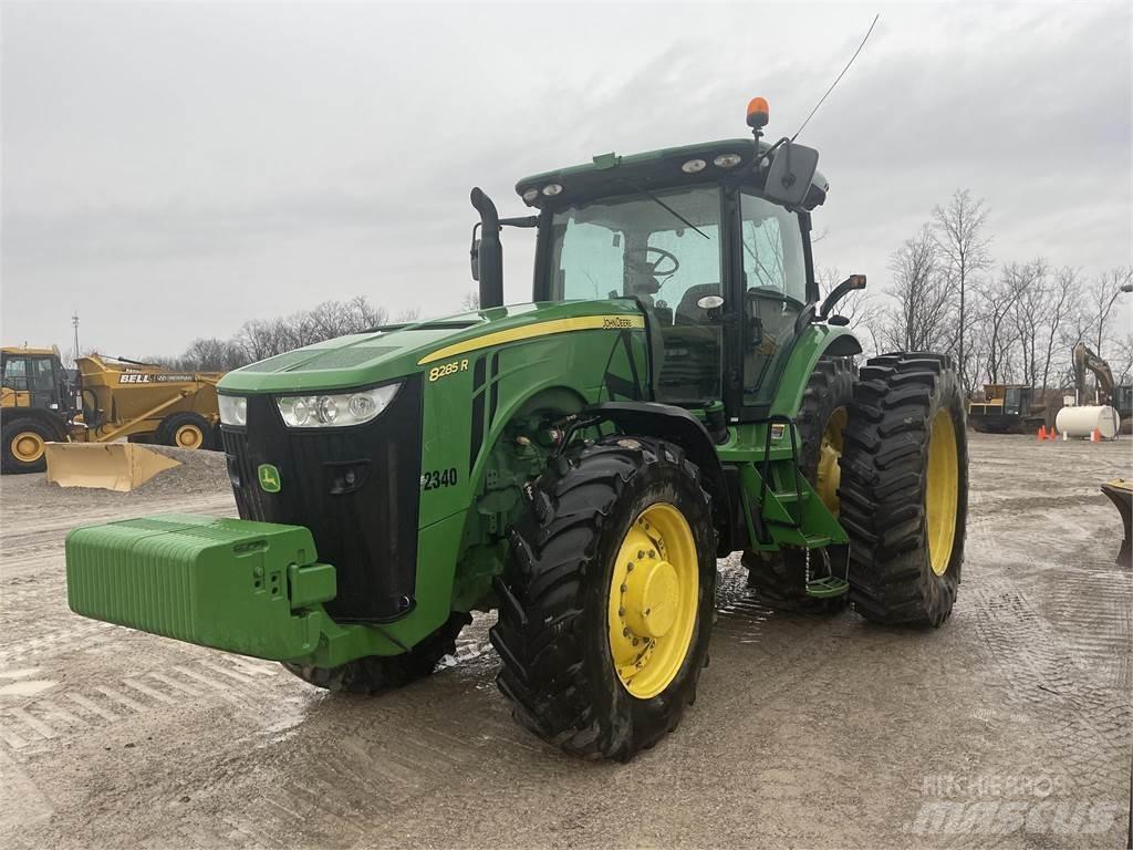 John Deere 8310R Traktorid