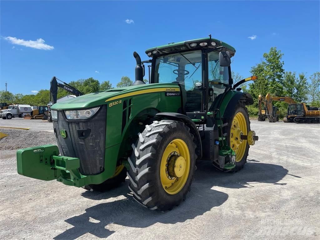 John Deere 8320R Traktorid