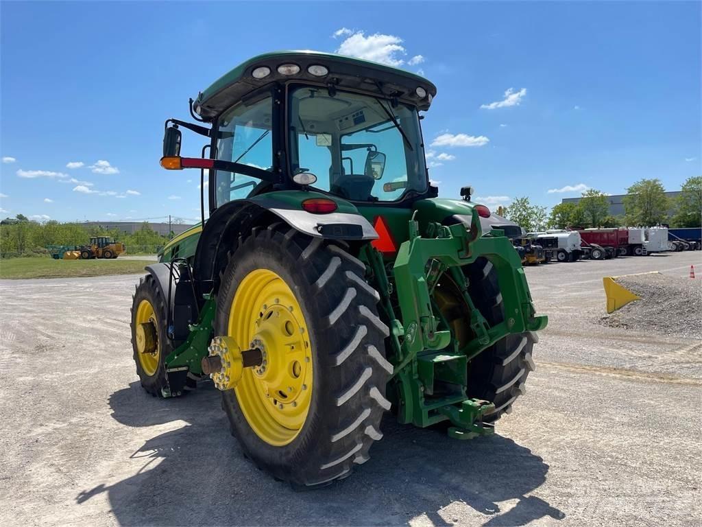 John Deere 8320R Traktorid