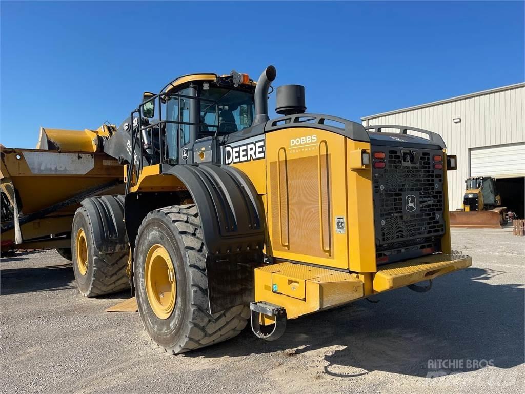 John Deere 844KIII Rataslaadurid