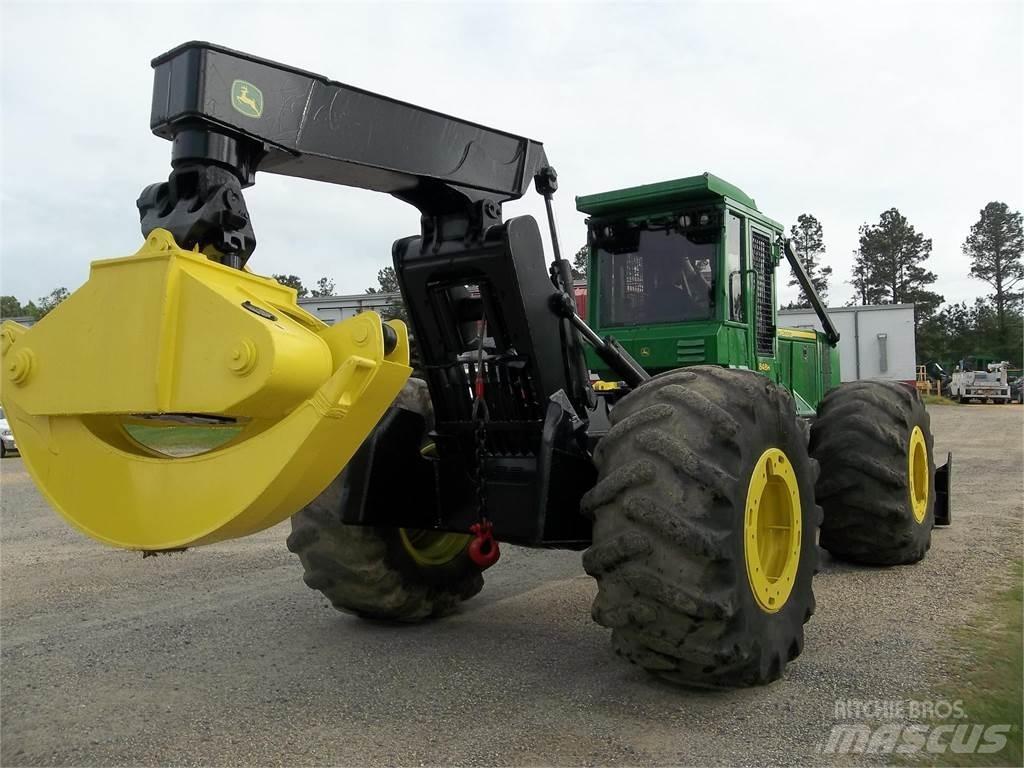 John Deere 848H Väljaveotraktorid