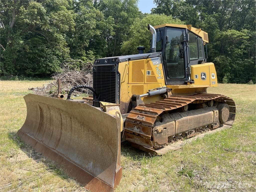 John Deere 850K LGP Buldooserid