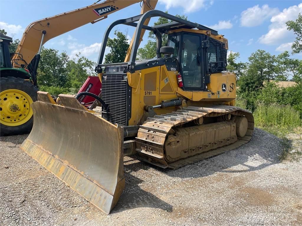 John Deere 850K WLT Buldooserid