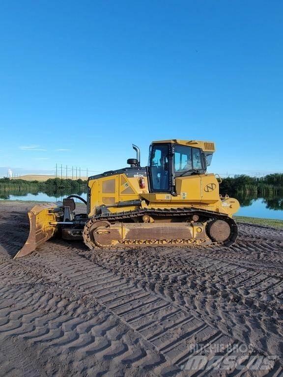 John Deere 850K WLT Buldooserid