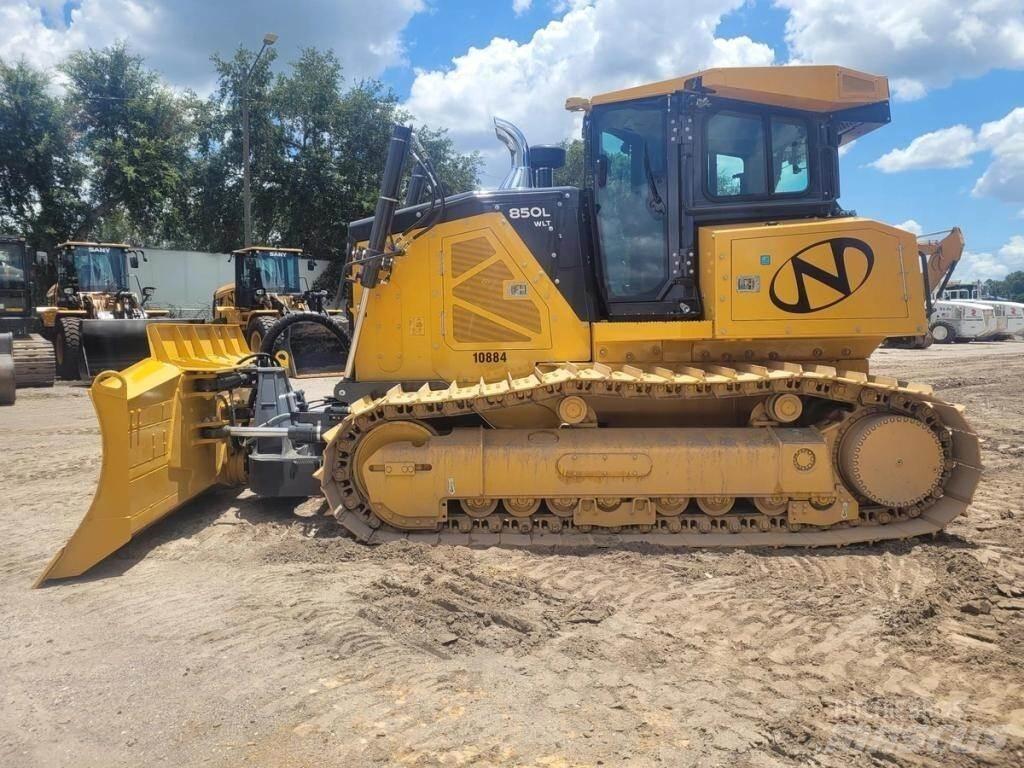 John Deere 850L WLT Buldooserid