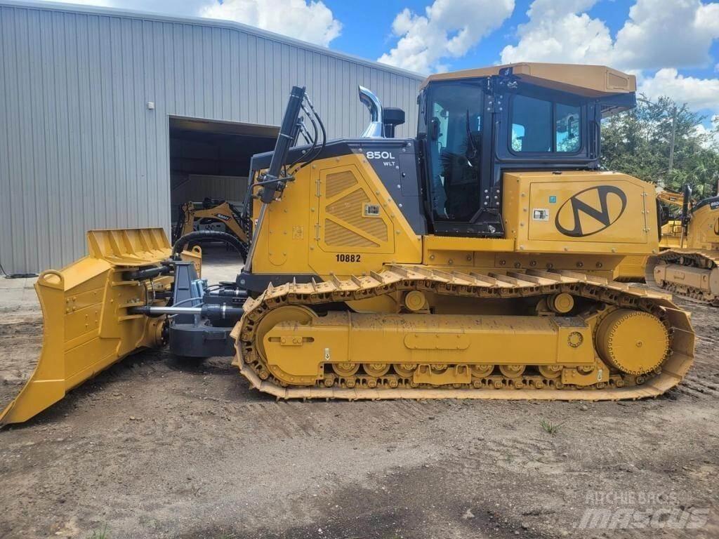 John Deere 850L WLT Buldooserid